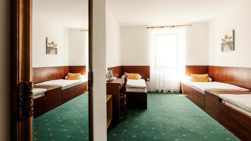 Pension U Zamku Lechovice Екстериор снимка